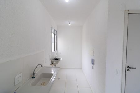 Cozinha de apartamento para alugar com 2 quartos, 42m² em Ipanema, Porto Alegre