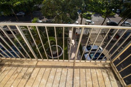 Apartamento para alugar com 57m², 2 quartos e 1 vagaVaranda