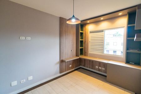 Casa de condomínio para alugar com 167m², 3 quartos e 3 vagas Casa de condomínio para alugar com 167m², 3 quartos e 3 vagasSuíte