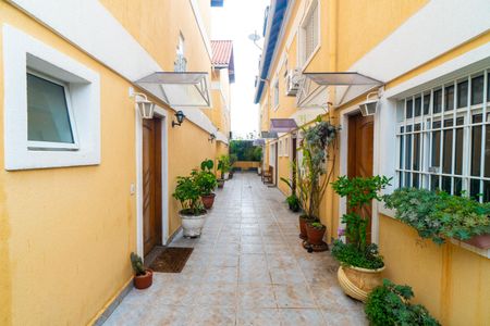 Casa de condomínio para alugar com 167m², 3 quartos e 3 vagas Casa de condomínio para alugar com 167m², 3 quartos e 3 vagasÁrea comum