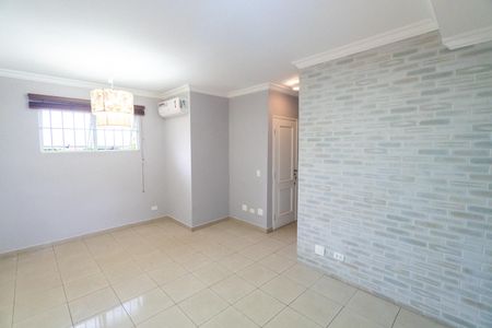 Casa de condomínio para alugar com 167m², 3 quartos e 3 vagas Casa de condomínio para alugar com 167m², 3 quartos e 3 vagasSala