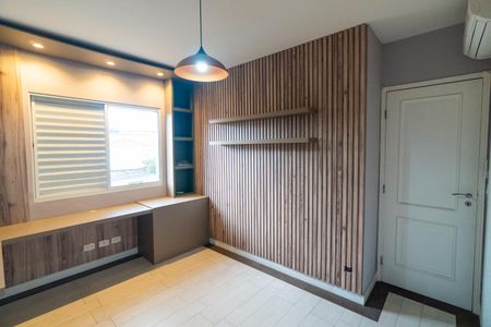 Casa de condomínio para alugar com 167m², 3 quartos e 3 vagas Casa de condomínio para alugar com 167m², 3 quartos e 3 vagasSuíte