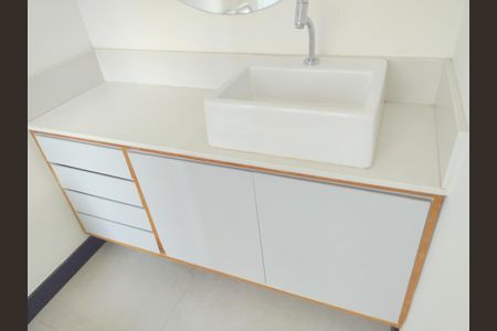 Studio para alugar com 35m², 1 quarto e sem vaga Studio para alugar com 35m², 1 quarto e sem vagaBanheiro