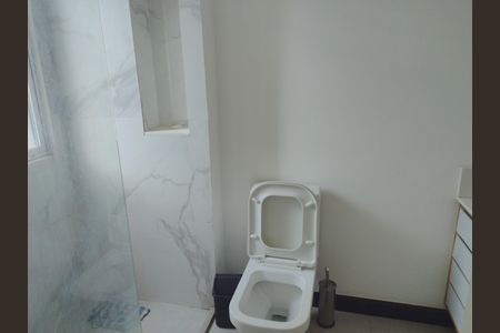 Studio para alugar com 35m², 1 quarto e sem vaga Studio para alugar com 35m², 1 quarto e sem vagaBanheiro