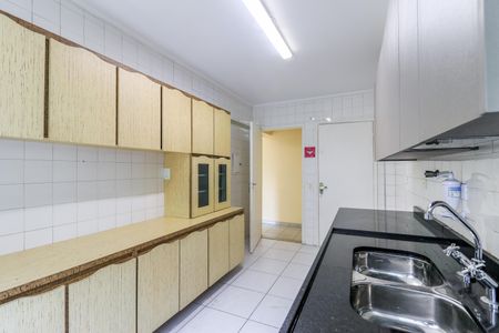 Apartamento à venda com 70m², 2 quartos e 2 vagasCozinha