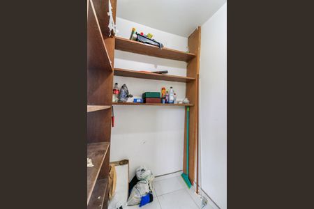 Apartamento à venda com 70m², 2 quartos e 2 vagasQuarto de Serviço