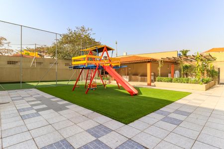 Apartamento à venda com 70m², 2 quartos e 2 vagasÁrea comum - Playground