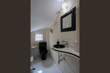 Casa à venda com 120m², 3 quartos e 2 vagasLavabo