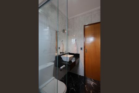 Casa à venda com 120m², 3 quartos e 2 vagasBanheiro da Suíte