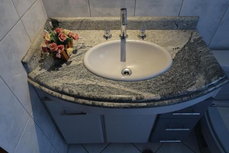 Casa à venda com 120m², 3 quartos e 2 vagasBanheiro Social