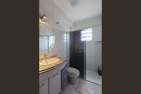 Casa à venda com 120m², 3 quartos e 2 vagasBanheiro Social
