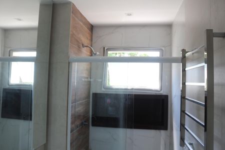 Apartamento à venda com 90m², 2 quartos e 2 vagasBanheiro da Suíte 2