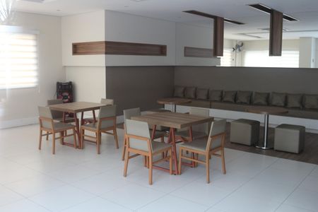 Apartamento à venda com 90m², 2 quartos e 2 vagasÁrea comum - Salão de festas