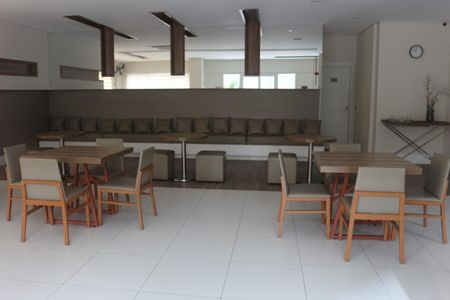 Apartamento à venda com 90m², 2 quartos e 2 vagasÁrea comum - Salão de festas