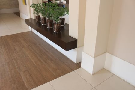 Apartamento à venda com 90m², 2 quartos e 2 vagasHall social