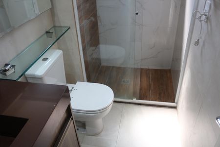 Apartamento à venda com 90m², 2 quartos e 2 vagasBanheiro da Suíte 2