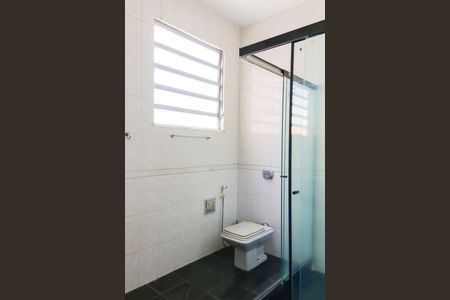 Casa à venda com 405m², 3 quartos e 2 vagas Casa à venda com 405m², 3 quartos e 2 vagasBanheiro do Quarto suite - 2º Pavimento