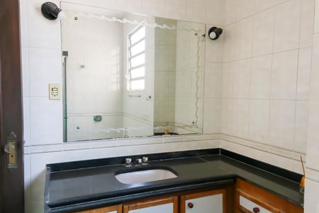 Casa à venda com 405m², 3 quartos e 2 vagas Casa à venda com 405m², 3 quartos e 2 vagasBanheiro do Quarto suite - 2º Pavimento