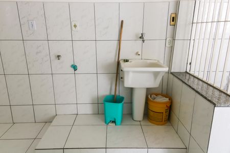 Casa à venda com 405m², 3 quartos e 2 vagas Casa à venda com 405m², 3 quartos e 2 vagasÁrea de Serviço