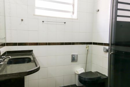 Casa à venda com 405m², 3 quartos e 2 vagas Casa à venda com 405m², 3 quartos e 2 vagasBanheiro - 1º Pavimento