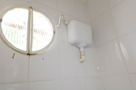 Casa à venda com 405m², 3 quartos e 2 vagas Casa à venda com 405m², 3 quartos e 2 vagasBanheiro de serviço