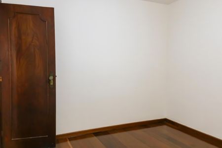 Casa à venda com 405m², 3 quartos e 2 vagas Casa à venda com 405m², 3 quartos e 2 vagasQuarto 3 - 1º Pavimento