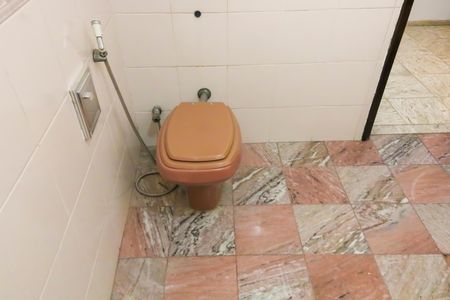 Casa à venda com 405m², 3 quartos e 2 vagas Casa à venda com 405m², 3 quartos e 2 vagasBanheiro - 2º Pavimento