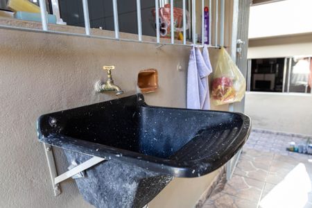 Casa à venda com 178m², 3 quartos e 2 vagas Casa à venda com 178m², 3 quartos e 2 vagasÁrea de Serviço