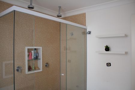 Apartamento à venda com 267m², 3 quartos e 2 vagasBanheiro da Suíte 2