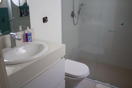 Apartamento à venda com 267m², 3 quartos e 2 vagasBanheiro da Suíte 1