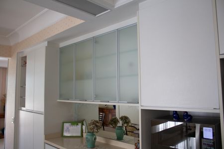 Apartamento à venda com 267m², 3 quartos e 2 vagasCozinha - Armários