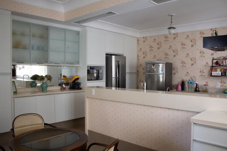 Apartamento à venda com 267m², 3 quartos e 2 vagasCozinha