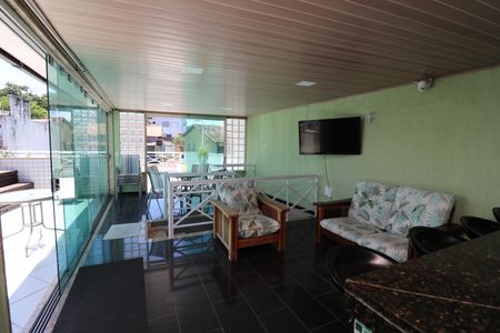 Casa à venda com 450m², 3 quartos e 3 vagasTerraço