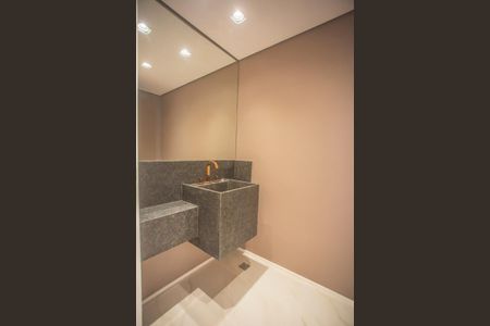 Apartamento à venda com 137m², 3 quartos e 2 vagas Apartamento à venda com 137m², 3 quartos e 2 vagasLavabo