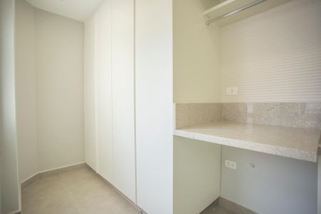 Apartamento à venda com 137m², 3 quartos e 2 vagas Apartamento à venda com 137m², 3 quartos e 2 vagasÁrea de Serviço