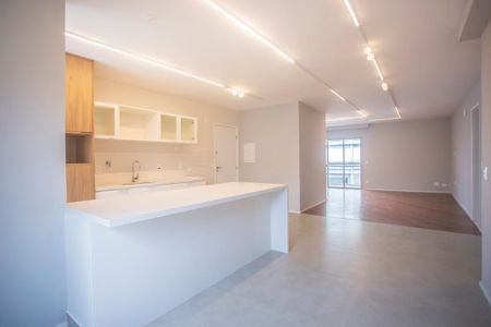 Apartamento à venda com 137m², 3 quartos e 2 vagas Apartamento à venda com 137m², 3 quartos e 2 vagasCozinha