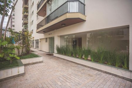 Apartamento à venda com 137m², 3 quartos e 2 vagas Apartamento à venda com 137m², 3 quartos e 2 vagasHall de Entrada