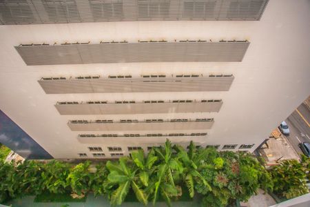 Apartamento à venda com 137m², 3 quartos e 2 vagas Apartamento à venda com 137m², 3 quartos e 2 vagasVista