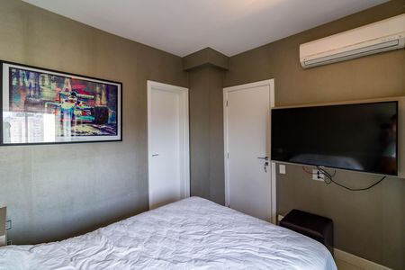 Apartamento para alugar com 200m², 3 quartos e 3 vagas Apartamento para alugar com 200m², 3 quartos e 3 vagasQuarto
