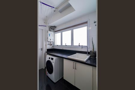 Apartamento para alugar com 200m², 3 quartos e 3 vagas Apartamento para alugar com 200m², 3 quartos e 3 vagasÁrea de Serviço