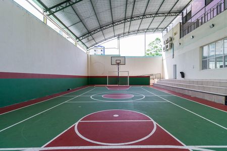 Apartamento para alugar com 200m², 3 quartos e 3 vagas Apartamento para alugar com 200m², 3 quartos e 3 vagasÁrea comum