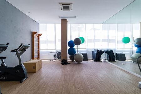 Apartamento para alugar com 200m², 3 quartos e 3 vagas Apartamento para alugar com 200m², 3 quartos e 3 vagasÁrea comum