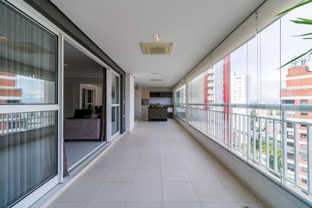 Apartamento para alugar com 200m², 3 quartos e 3 vagas Apartamento para alugar com 200m², 3 quartos e 3 vagasVaranda da Sala