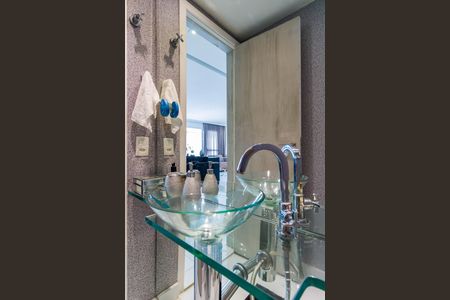 Apartamento para alugar com 200m², 3 quartos e 3 vagas Apartamento para alugar com 200m², 3 quartos e 3 vagasBanheiro 4