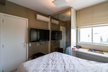 Apartamento para alugar com 200m², 3 quartos e 3 vagas Apartamento para alugar com 200m², 3 quartos e 3 vagasQuarto