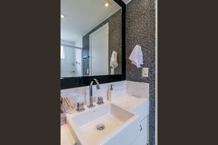 Apartamento para alugar com 200m², 3 quartos e 3 vagas Apartamento para alugar com 200m², 3 quartos e 3 vagasBanheiro 2