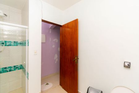 Casa à venda com 400m², 6 quartos e 11 vagasCasa 2 - Banheiro