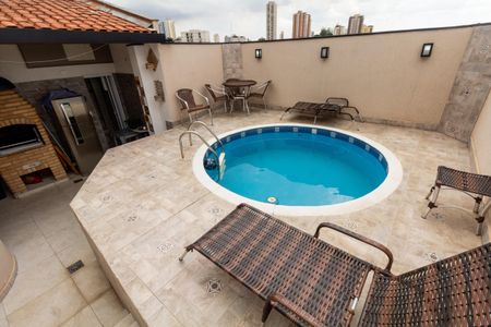 Apartamento à venda com 150m², 3 quartos e 3 vagasPiscina