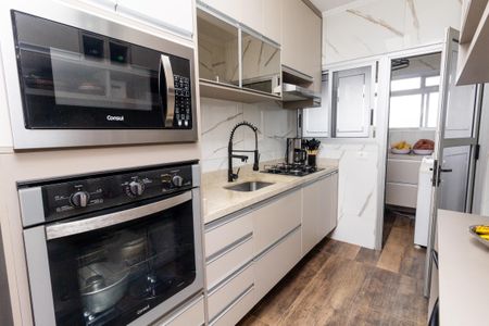 Apartamento à venda com 150m², 3 quartos e 3 vagasCozinha