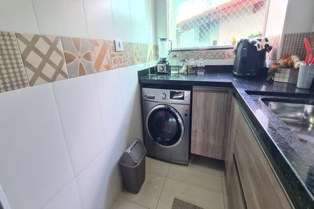 Apartamento para alugar com 50m², 2 quartos e sem vaga Apartamento para alugar com 50m², 2 quartos e sem vagaCozinha e Área de Serviço
